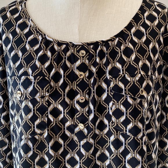 Plus size women’s geometric print tunic top 3/4 button up sleeve scoop neck 1X - Picture 3 of 8